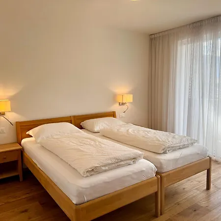 Preiss Apartment *